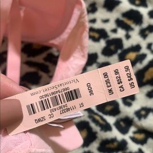 Victoria’s Secret bra